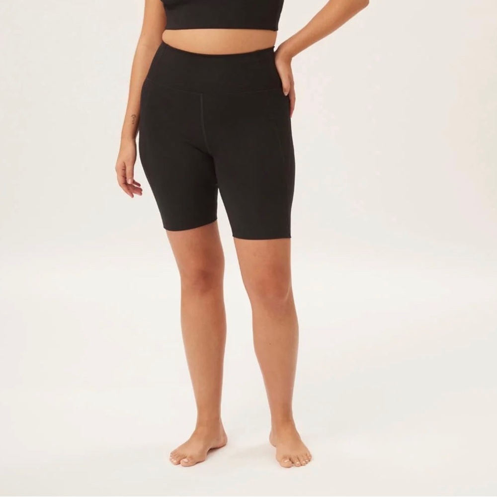 Girlfriend Collective bike shorts.
